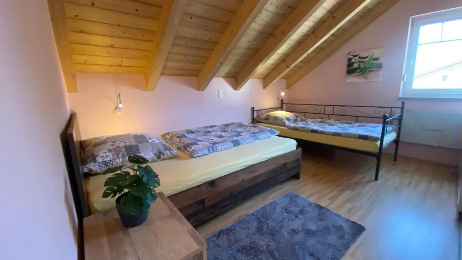Vakantiehuis Haus Am See Ferienhaus 4 Wackersdorf