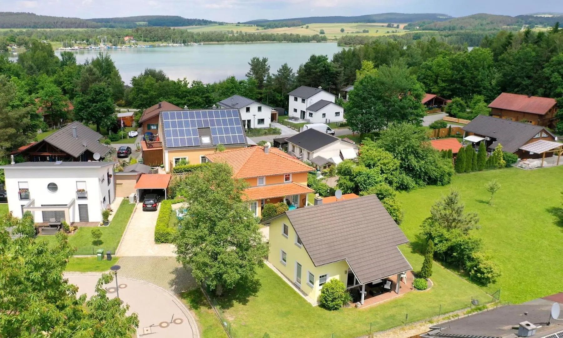 Haus Am See Ferienhaus 4 Wackersdorf Holiday home